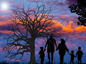 family-1517179_1920